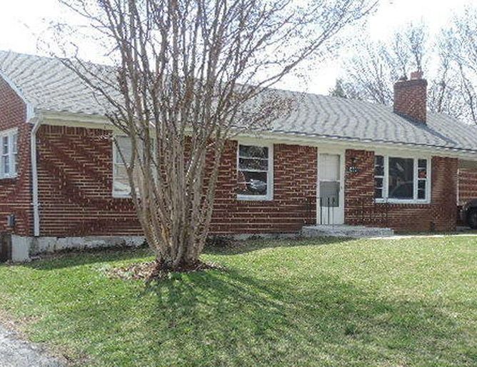 Melrose Ave Nw, Roanoke, VA 24017, Sheriff Sale 110,289 3BD / 2BH Sheriff Sale Listing