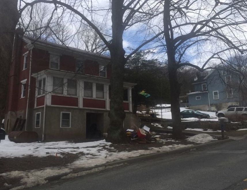 Mine Hill Rd, Oxford, NJ 07863, Sheriff Sale 163,319 3BD / 1BH