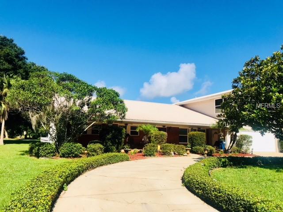 Lakeview Dr, Sebring, FL 33870, Short Sale 175,000 4BD / 3BH