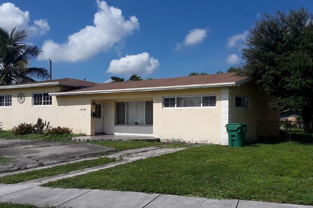 Nw 10th Ave, Miami, FL 33169, Sheriff Sale 62,609 3BD / 2BH