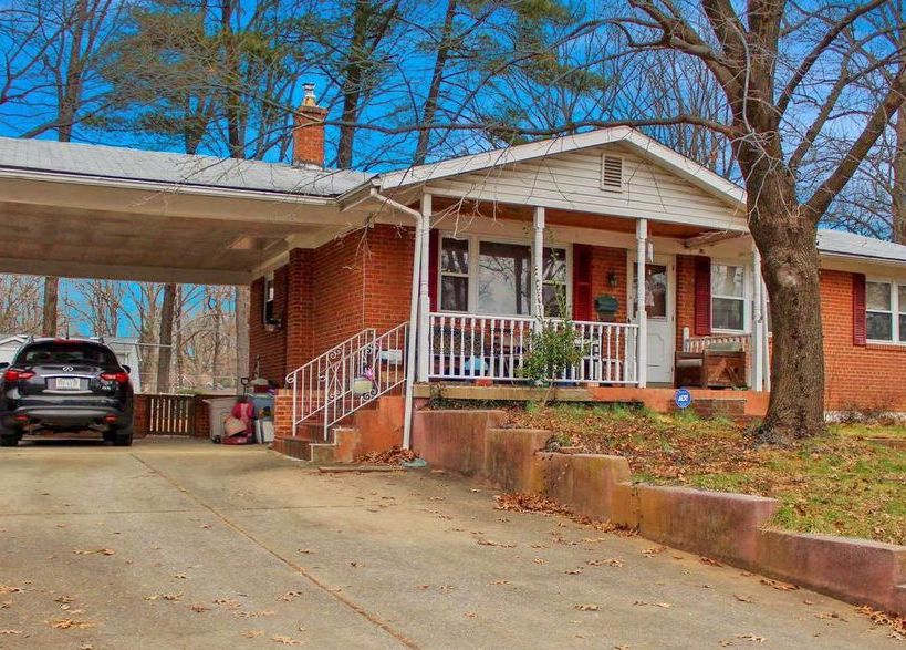 Harvey Dr, Fairfax, VA 22030, Sheriff Sale 491,179 3BD / 3BH