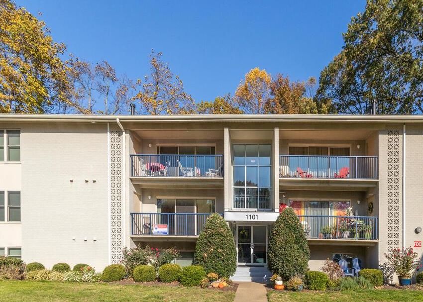 Primrose Ct Apt 201, Annapolis, MD 21403, Short Sale 229,950 2BD