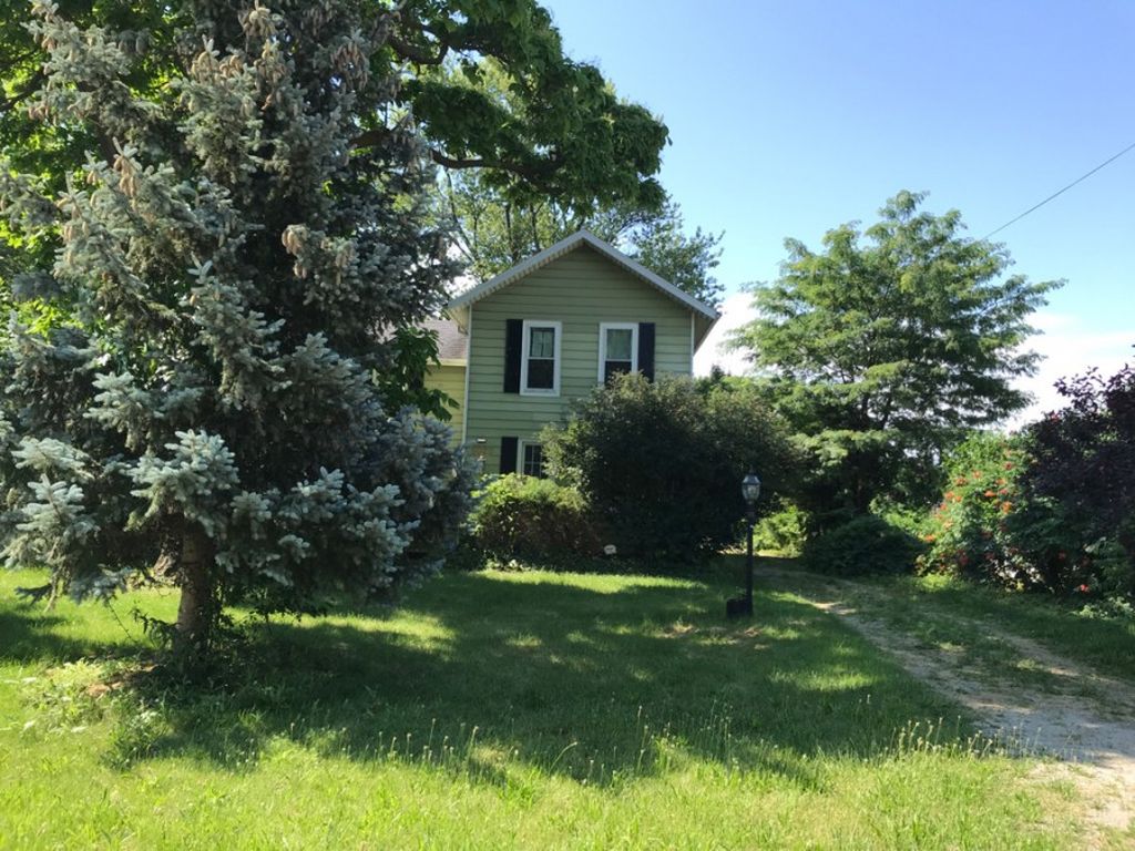 Bayshore Rd, Oregon, OH 43616, Sheriff Sale 84,900 4BD / 1BH