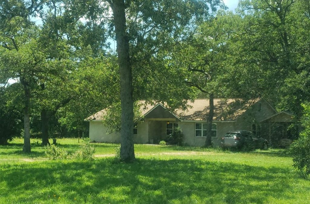 Fm 2104, Smithville, TX 78957, Sheriff Sale 361,700 4BD / 3BH Sheriff Sale Listing 30062863