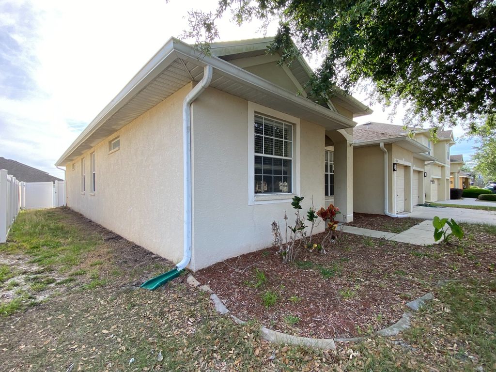 Larkenheath Dr, Spring Hill, FL 34609, Sheriff Sale 388,100 4BD