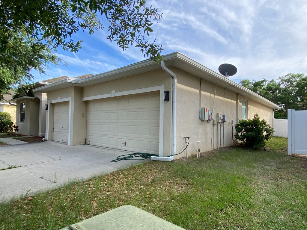 Larkenheath Dr, Spring Hill, FL 34609, Sheriff Sale 388,100 4BD