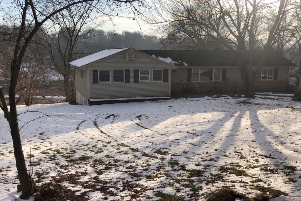 Valley Dr, Salisbury Mills, NY 12577, Sheriff Sale 463,100 4BD