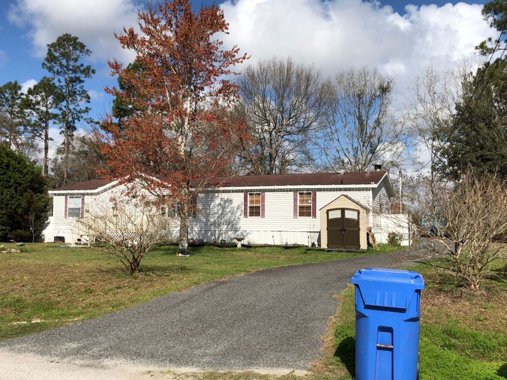 Juliette Cir, Brunswick, GA 31525, Sheriff Sale 40,600 3BD / 2BH