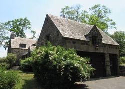 Foreclosure in  HICKORY GROVE DR E Larchmont, NY 10538