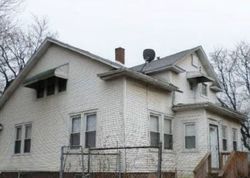 Foreclosure in  S ESCANABA AVE Chicago, IL 60617