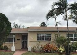  Nw 188th St, Miami FL