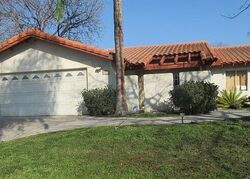  Glenmont Dr, Bakersfield CA