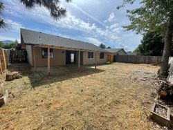 Foreclosure Listing in JUBILANT AVE MEDFORD, OR 97504