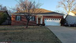  N Hills Dr, Greenbrier AR