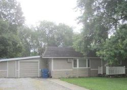 Foreclosure Listing in KAYWOOD DR KALAMAZOO, MI 49006