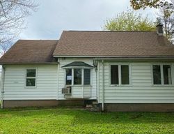 Foreclosure Listing in S NEWSTEAD RD AKRON, NY 14001
