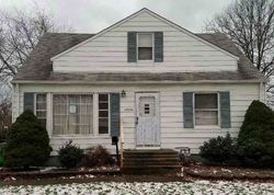 Foreclosure Listing in ROBERT ST WICKLIFFE, OH 44092