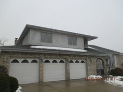 Foreclosure Listing in NIGHTINGALE LN COUNTRY CLUB HILLS, IL 60478