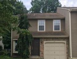 Foreclosure Listing in KETTLEBROOK DR MOUNT LAUREL, NJ 08054