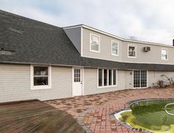  Ripple Ln, Levittown NY