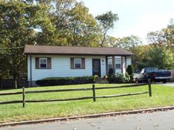 Foreclosure Listing in SUFFOLK AVE RIVERHEAD, NY 11901