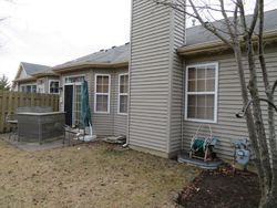  Carillon Dr, Grayslake IL