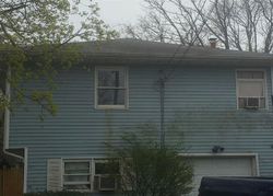  Trafalgar Dr, Shirley NY