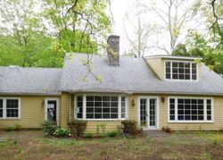 Foreclosure Listing in HOYDENS HILL RD FAIRFIELD, CT 06824