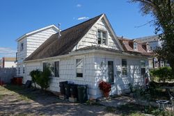  Sportsmans Ave, Freeport NY