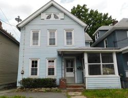  E Main St, Middletown NY