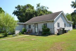 Foreclosure in  S BENTLEY ST Marion, IL 62959