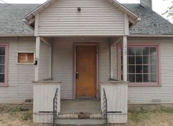 Foreclosure Listing in DAKOTA AVE MEDFORD, OR 97501