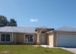  Captain Dr, Spring Hill FL
