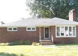  25th St Nw, Canton OH