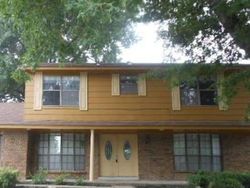  E 67th Ct, Tulsa OK
