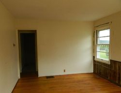 Foreclosure Listing in MARGARET DR FAIRBORN, OH 45324