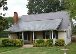 Foreclosure Listing in COUNTY ROAD 200 FLORENCE, AL 35633