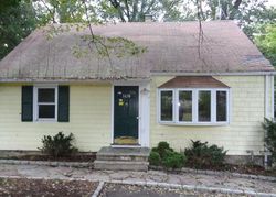 Foreclosure Listing in BLACK ROCK TPKE FAIRFIELD, CT 06825