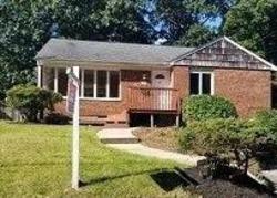  Monaton Dr, Huntington Station NY