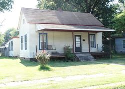 Foreclosure Listing in MOORE AVE SIKESTON, MO 63801