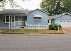  Debra Ln, Sparta IL
