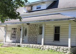 Foreclosure Listing in S 8TH ST MURRAY, KY 42071