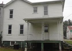 Foreclosure Listing in E 2ND ST DERRY, PA 15627