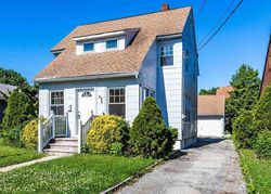 Foreclosure Listing in POPLAR ST WEST HEMPSTEAD, NY 11552