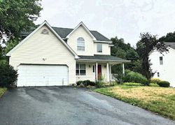 Foreclosure Listing in LONG HOUSE WAY COMMACK, NY 11725