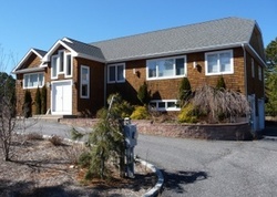 Foreclosure Listing in SAINT ANDREWS RD W SOUTHAMPTON, NY 11968