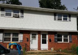  New Cedar Ln, Trenton NJ