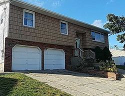  Eisenhower Rd, Centereach NY