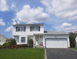 Foreclosure Listing in SUNBONNET LN BELLPORT, NY 11713