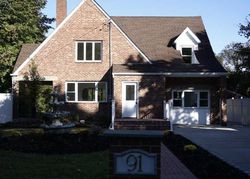 Foreclosure Listing in FISCHER AVE ISLIP TERRACE, NY 11752